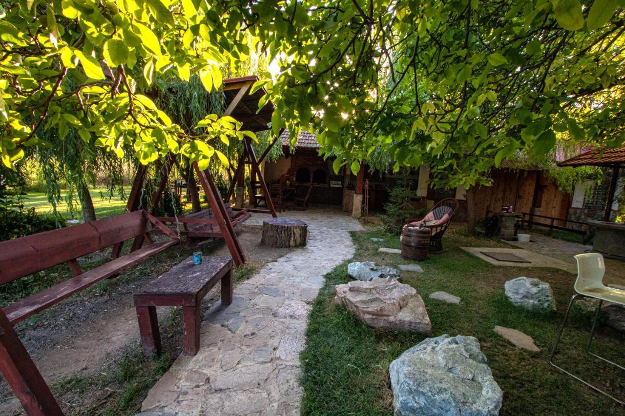 La Livada Villa Greci Exterior photo